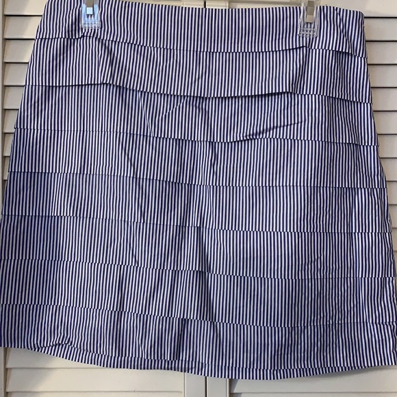 Vineyard Vines Skirt - Picture 4 of 8